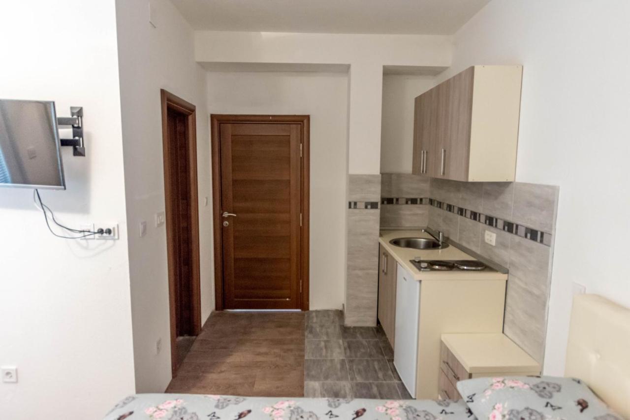 Apartments Elena Budva Eksteriør bilde
