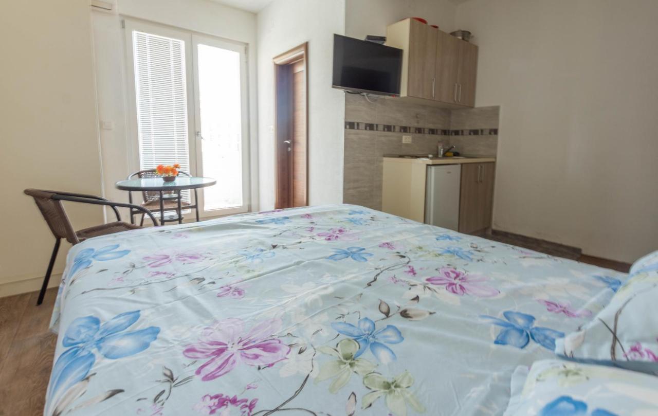 Apartments Elena Budva Eksteriør bilde