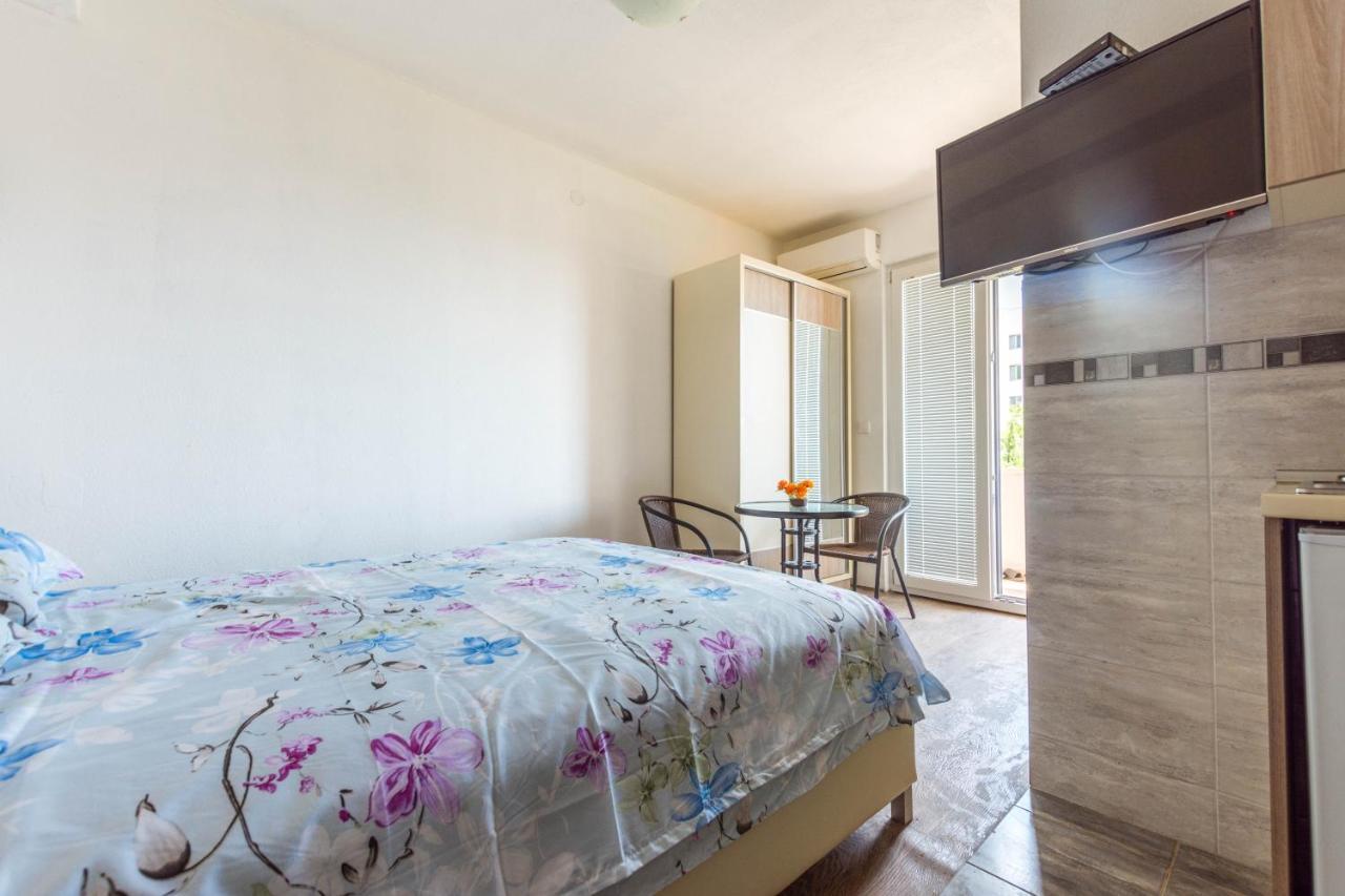 Apartments Elena Budva Eksteriør bilde