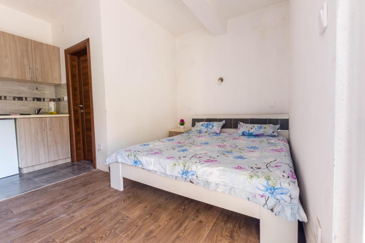 Apartments Elena Budva Eksteriør bilde